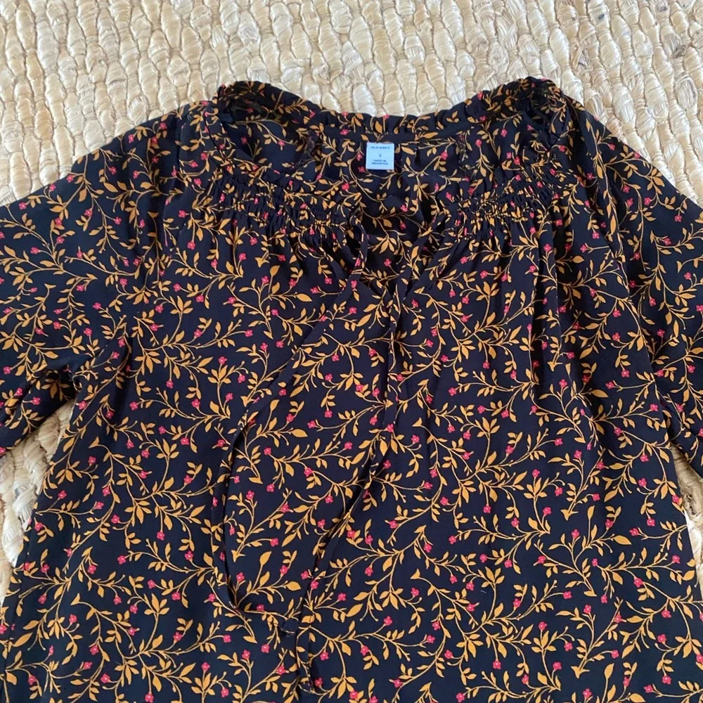Old Navy Longsleeve Floral Dress - Picture 2 of 4